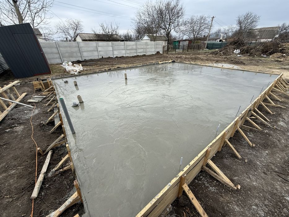 Устройство монолитной фундаментной плиты для будущего здания, фото 3